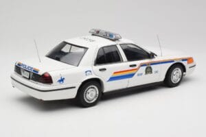 Ford Crown Victoria RCMP Police Car AUTOart 1:18 72706 Metal — billede 3 af 8