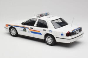 Ford Crown Victoria RCMP Police Car AUTOart 1:18 72706 Metal — billede 7 af 8