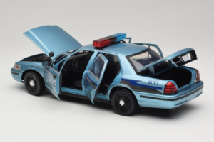 Ford Crown Victoria Police Cruiser Twilight Blue Greenlight 1:18 1643 Metal — billede 5 af 8