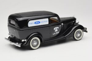 Ford Delivery Truck Ford Parts Sort Solido 1:18 8417 Metal — billede 2 af 8