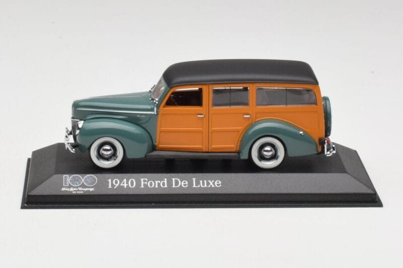 Ford Deluxe Woody Forest Grøn Minichamps 1:43 FORD20002 Metal