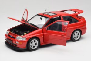 Ford Escort RS Cosworth Radiant Rød Minichamps 1:18 150089021 Metal — billede 2 af 8
