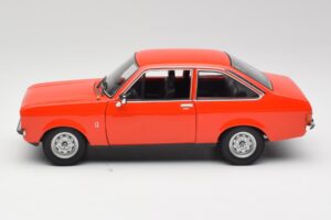 Ford Escort Mk2 Signal Orange Minichamps 1:18 150084100 Metal — billede 4 af 8