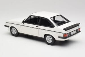 Ford Escort Mk2 RS 2000 LHD Hvid Minichamps 1:18 150084300 Metal — billede 7 af 8