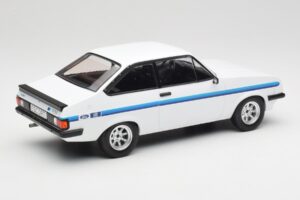 Ford Escort Mk2 RS 2000 Hvid MCG 1:18 MCG18439 Metal — billede 2 af 6