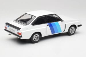Ford Escort Mk2 RS 2000 X-Pack Diamond Hvid & Blå Decor MCG 1:18 MCG18351 Metal — billede 2 af 6