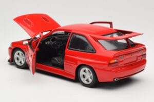Ford Escort Mk5 RS Cosworth Rød UT Models 1:18 180082102 Metal — billede 5 af 8