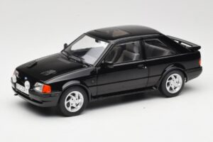 Ford Escort Mk4 RS Turbo S2 Sort MCG 1:18 MCG18546 Metal