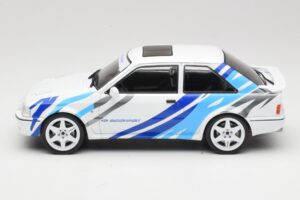 Ford Escort Mk4 RS Turbo S2 Hvid Med Dekoration MCG 1:18 MCG18547R Metal — billede 3 af 6