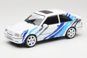 Ford Escort Mk4 RS Turbo S2 Hvid Med Dekoration MCG 1:18 MCG18547R Metal