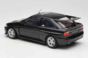 Ford Escort RS Cosworth Black Metallic Minichamps 1:18 150089020 Metal — billede 7 af 8