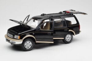 Ford Expedition Eddie Bauer Sort UT Models 1:18 22710 Metal — billede 3 af 7