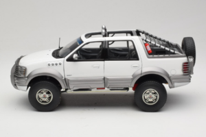 Ford Expedition Himalaya White AUTOart 1:18 72781 Metal — billede 4 af 8