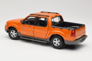 Ford Explorer Sport Trac Orange Maisto 1:18 536891G Metal — billede 7 af 8