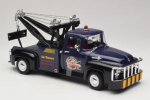 Ford F-100 Bjærgningsbil Bob's Towing Welly 1:18 19834-W Metal — billede 4 af 6