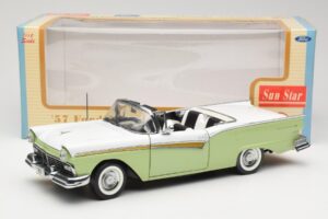 Ford Fairlane Skyliner Grøn & Hvid Sun Star 1:18 FORD003 Metal — billede 9 af 9