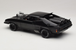 Ford Falcon XB Interceptor Mad Max 2 The Road Warrior AUTOart 1:18 72745 Metal — billede 7 af 8