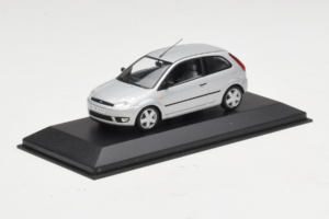 Ford Fiesta Mk5 2-Door Sølv Minichamps 1:43 FIESTA003 Metal — billede 2 af 4