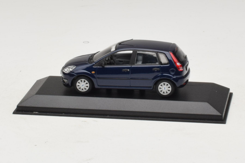 Ford Fiesta Mk5 4-Door Mørkeblå Minichamps 1:43 FIESTA001 Metal
