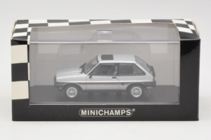 Ford Fiesta XR2 Sølv Minichamps 1:43 400085160 Metal — billede 4 af 4