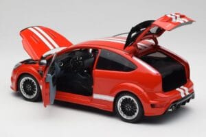 Ford Focus RS LM Classic Edition Race Red 1967 Ford Mk IV Tribute Minichamps 1:18 100080067 Metal — billede 5 af 8