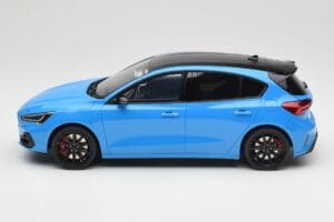 Ford Focus ST Edition Mk4 Azure Blue Otto 1:18 OT1186 Resin — billede 3 af 6
