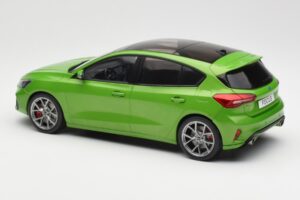 Ford Focus ST Mk4 Grøn MCG 1:18 MCG18452 Metal — billede 5 af 6