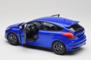 Ford Focus ST Mk2 Blue Metallic Minichamps 1:18 110082001 Metal — billede 5 af 8