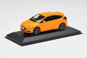 Ford Focus ST Mk3 Tangerine Scream Minichamps 1:43 FOCUS001 Metal — billede 2 af 4
