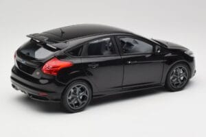 Ford Focus ST Mk2 Panther Black Metallic Minichamps 1:18 110082000 Metal — billede 3 af 8