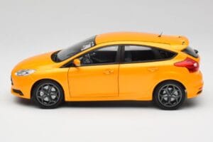 Ford Focus ST Mk2 Tangerine Scream Minichamps 1:18 110082005 Metal — billede 4 af 8