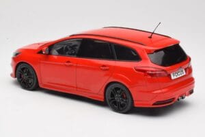 Ford Focus ST Turnier Mk3 Race Red MCG 1:18 MCG18466 Metal — billede 5 af 6