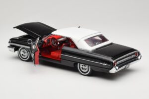 Ford Galaxie 500 Sort Sun Star 1:18 1442 Metal — billede 5 af 8