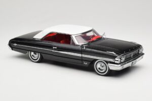 Ford Galaxie 500 Sort Sun Star 1:18 1442 Metal — billede 6 af 8