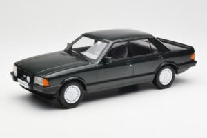 Ford Granada Mk2 2.8 Injection Mørkegrøn MCG 1:18 MCG18263 Metal