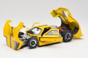Ford GT40 Mk IV Gul 1967 Shelby Collectibles 1:18 31414S Metal — billede 2 af 8