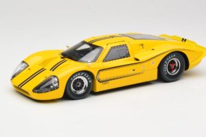 Ford GT40 Mk IV Gul 1967 Shelby Collectibles 1:18 31414S Metal
