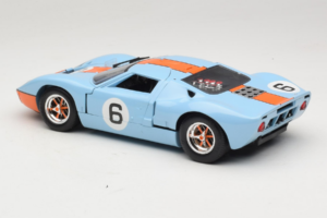 Ford GT40 Gulf #6 J. Ickx / J. Oliver 24 Hours of Le Mans 1969 Eagles Race 1:18 300600 Metal — billede 7 af 8