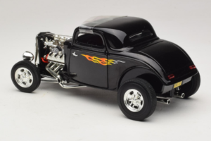 Ford Hot Rod Sort Rydell High Grease ERTL 1:18 36602 Metal — billede 5 af 6