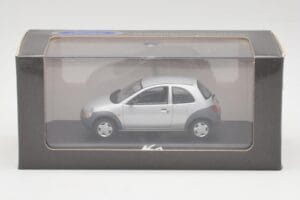 Ford Ka Mk1 Sølvgrå Minichamps 1:43 130248 Metal — billede 4 af 4