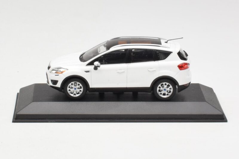 Ford Kuga Mk1 Hvid Minichamps 1:43 KUGA001 Metal