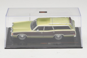 Ford LTD Country Squire Green Bronze IXO 1:43 CLC608N Metal — billede 4 af 5