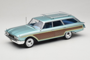 Ford Country Squire Blå MCG 1:18 MCG18049 Metal