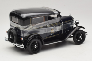 Ford Model A Tudor Police Car Motor City 1:18 43008 Metal — billede 2 af 6