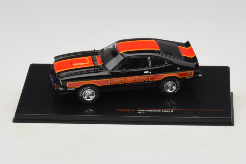 Ford Mustang Cobra II Sort IXO 1:43 CLC599N Metal