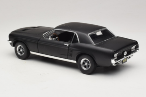 Ford Mustang Creed Movie GreenLight 1:18 13611 Metal — billede 7 af 8