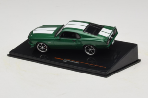 Ford Mustang Custom Grøn IXO 1:43 CLC530N Metal — billede 3 af 4