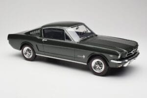 Ford Mustang Fastback Ivy Green Otto 1:12 G079 Resin — billede 4 af 6