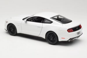 Ford Mustang GT S550 Hvid Maisto 1:18 31197 Metal — billede 7 af 8