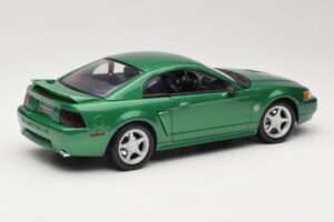 Ford Mustang GT SN95 Grøn Maisto 1:18 50326 Metal — billede 3 af 8
